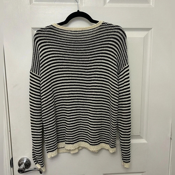 ! Eileen Fisher
Cozy Striped Box Top, Petite size M - Picture 4 of 6